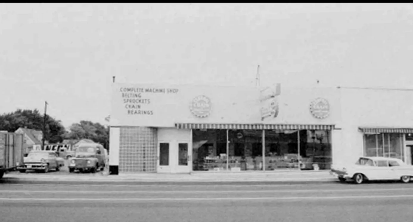 The original Central Chain storefront at 709 South 1st Street with 1950s cars parked out front